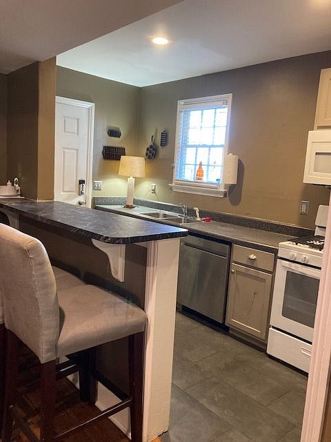 Furnished Finder property 495078_1 photo 6