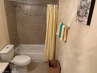 2nd Full Bathroom Tub / Shower Combo