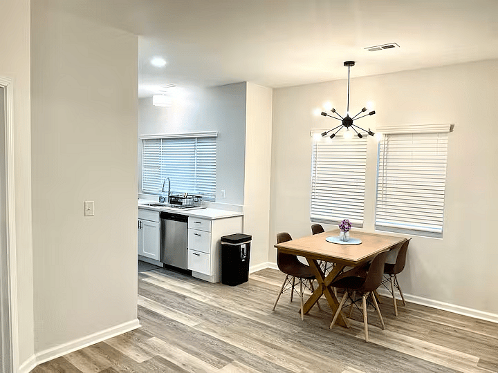 Furnished Finder property 495200_3 photo 17