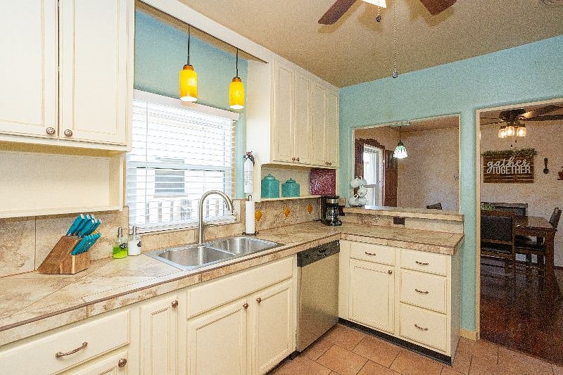 Furnished Finder property 495202_1 photo 12