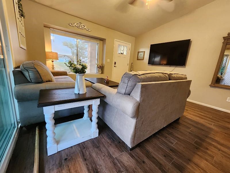 Furnished Finder property 495205_1 photo 3