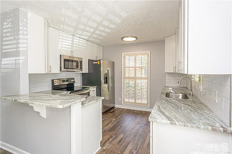 Furnished Finder property 495294_1 photo 14
