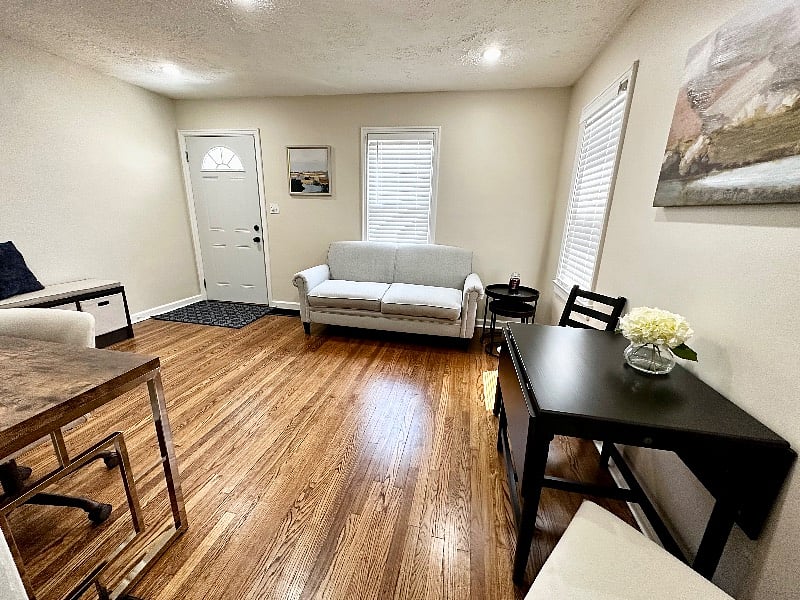 Furnished Finder property 495306_1 photo 3