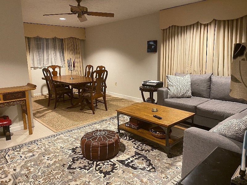 Formal dining room and den with ROKU streaming and WiFi.