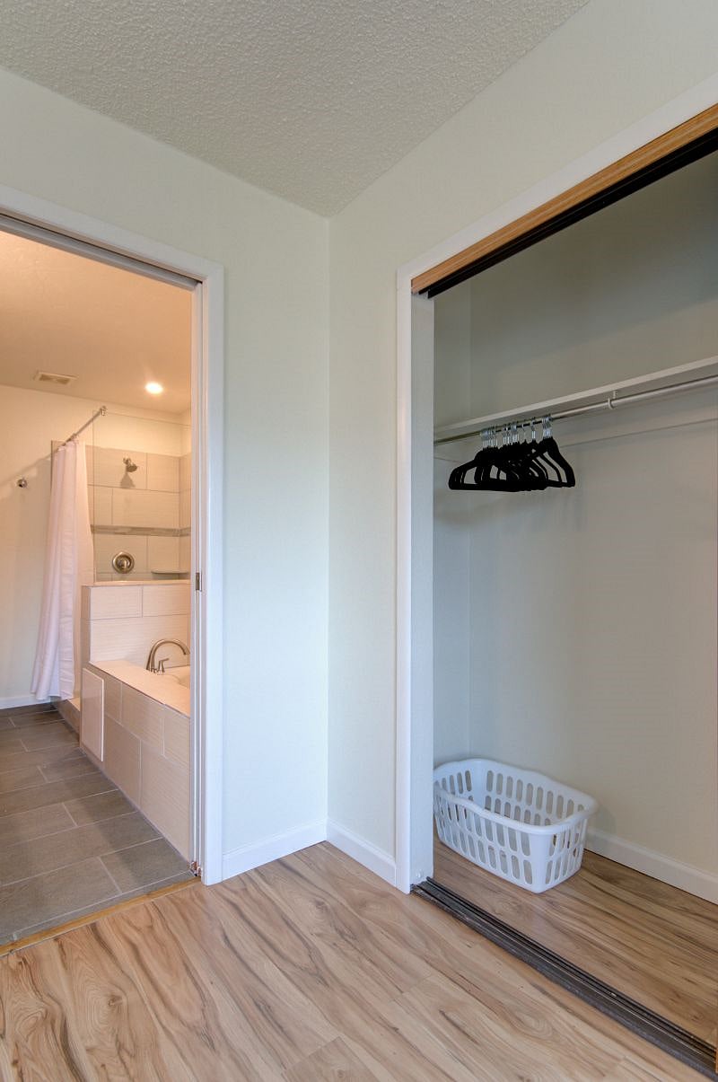 Furnished Finder property 495323_1 photo 18