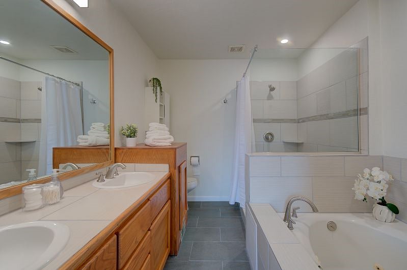 Furnished Finder property 495323_1 photo 20