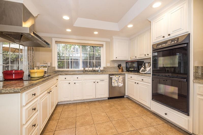 Furnished Finder property 495347_1 photo 7