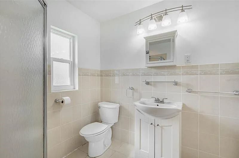 Furnished Finder property 495382_1 photo 8