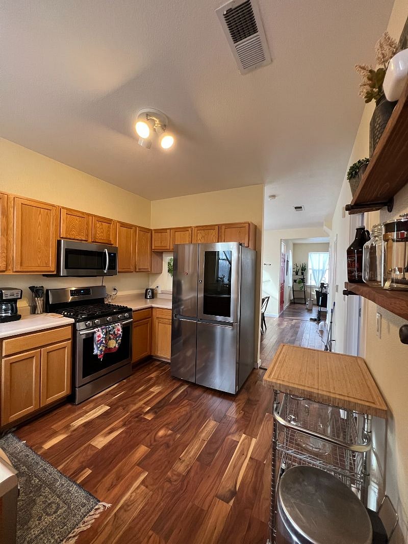 Furnished Finder property 495421_1 photo 4