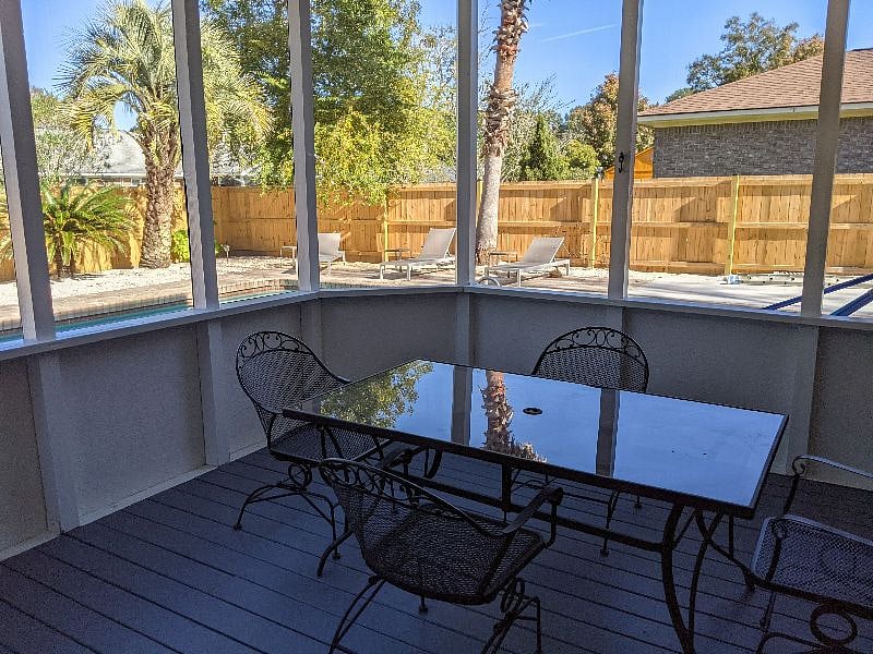 Furnished Finder property 495468_1 photo 12