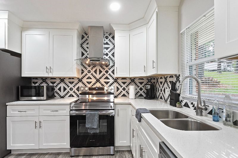 Furnished Finder property 495476_1 photo 12