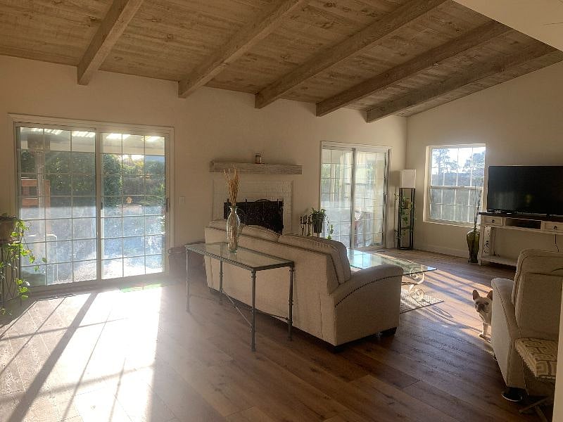 Furnished Finder property 495535_1 photo 2