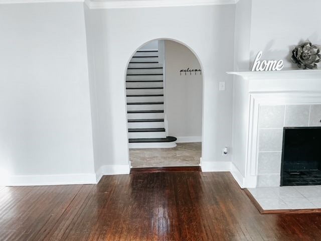Hallway in-between living room, kitchen, bathroom