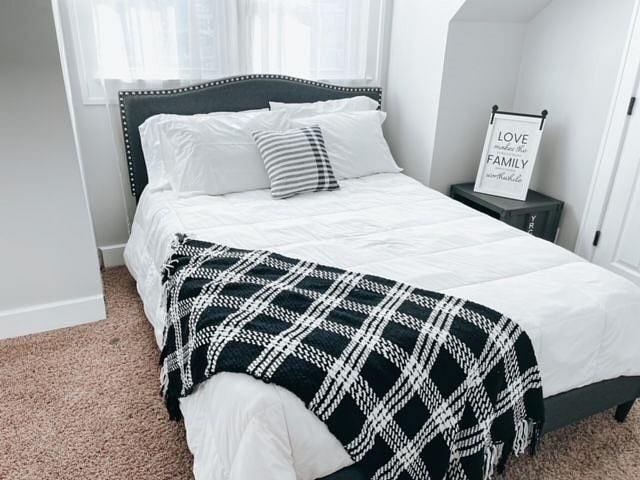 2nd floor bedroom with Queen bed