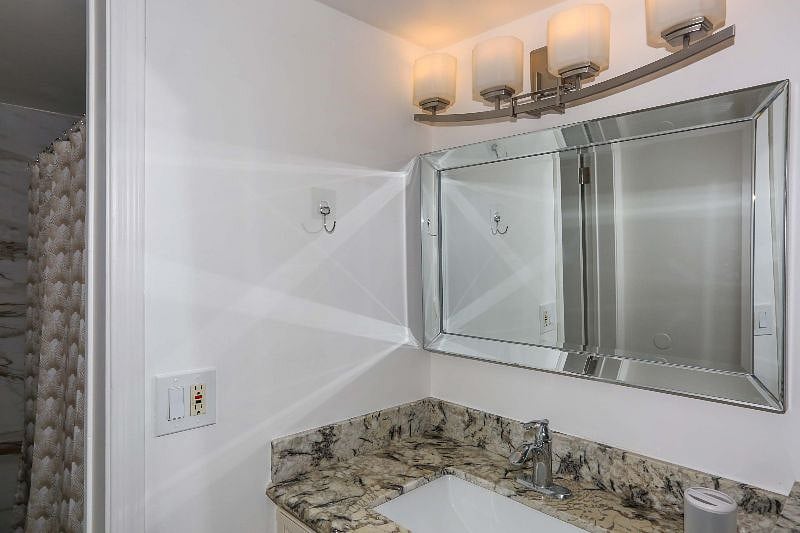 Furnished Finder property 495666_1 photo 13