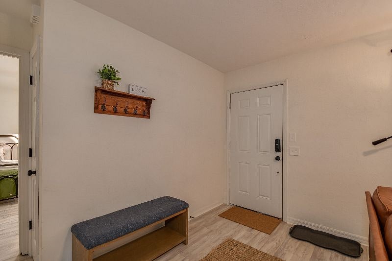 Furnished Finder property 495669_1 photo 14