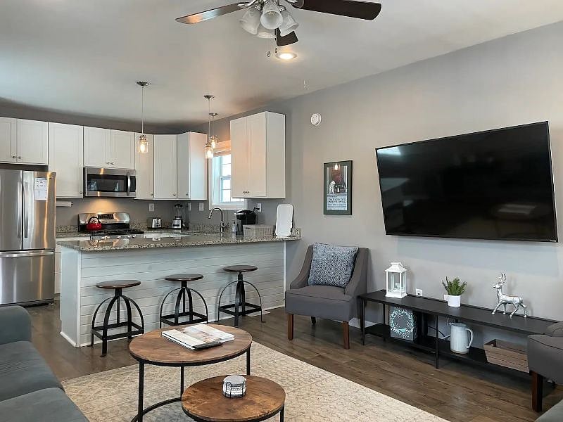 Open floorplan, great for relaxing