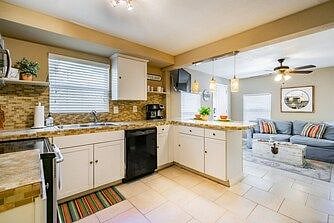 Furnished Finder property 495694_1 photo 8