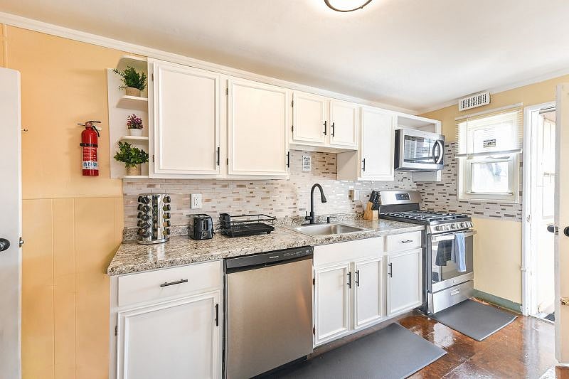 Furnished Finder property 495706_1 photo 21