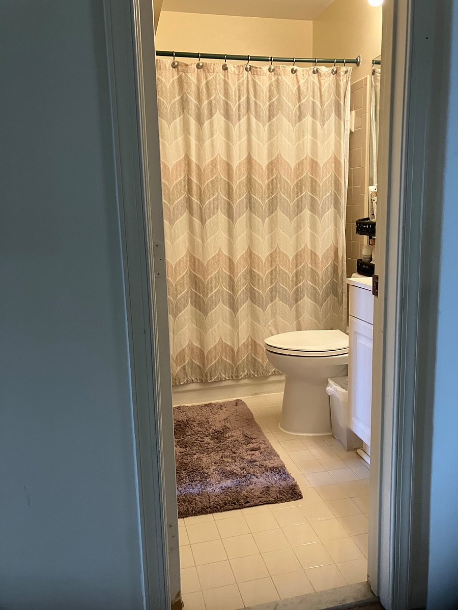 Tenant en-suite bathroom
