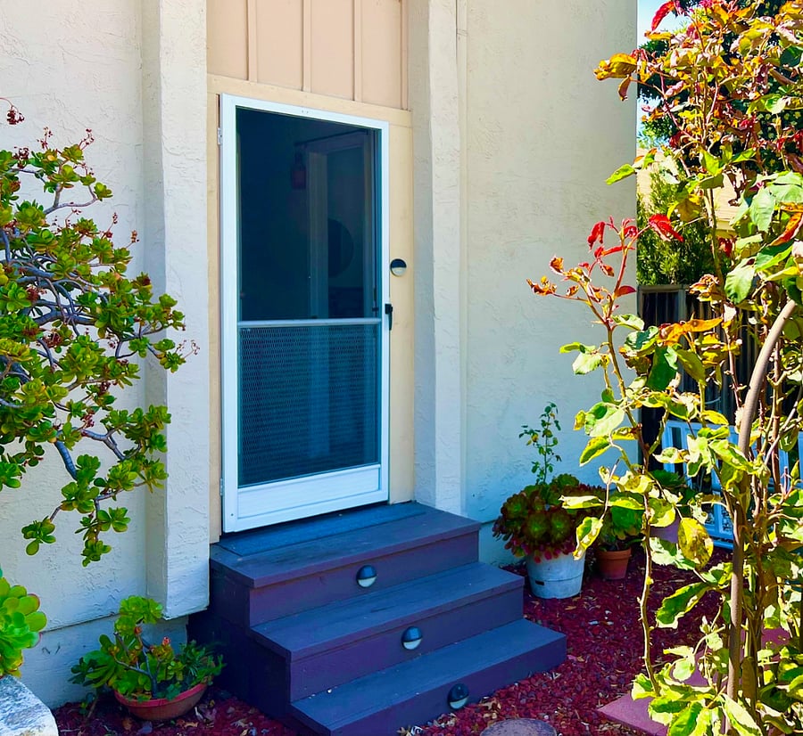 Private Entrance