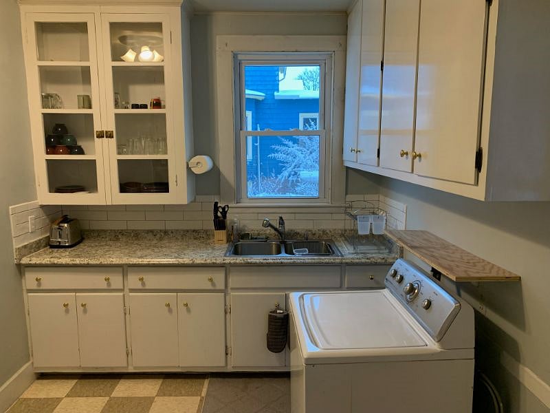 Kitchen stove,refrigerator, washer