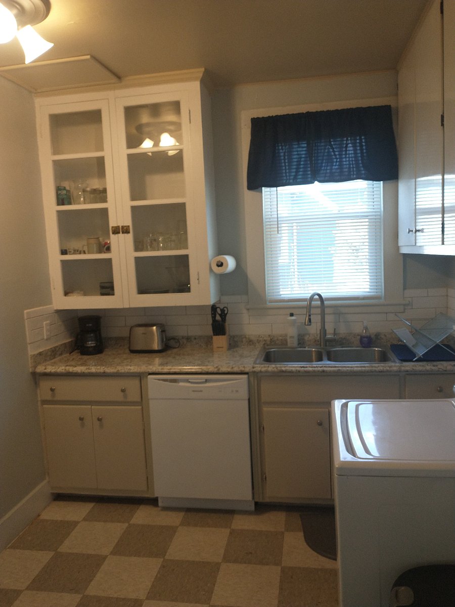 Furnished Finder property 495744_1 photo 12