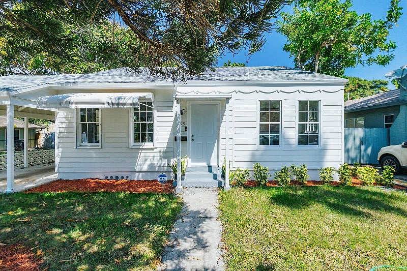 Main House 2/1