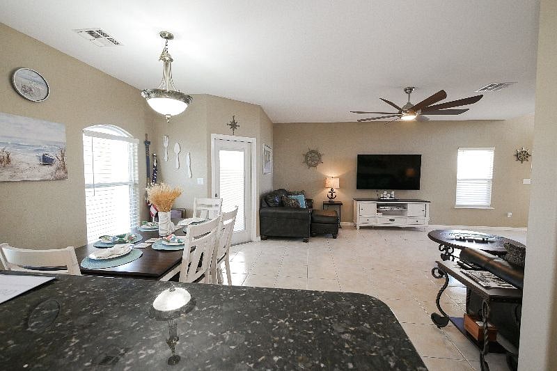 Furnished Finder property 495764_1 photo 8