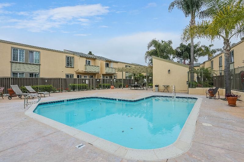 Furnished Finder property 495795_1 photo 24