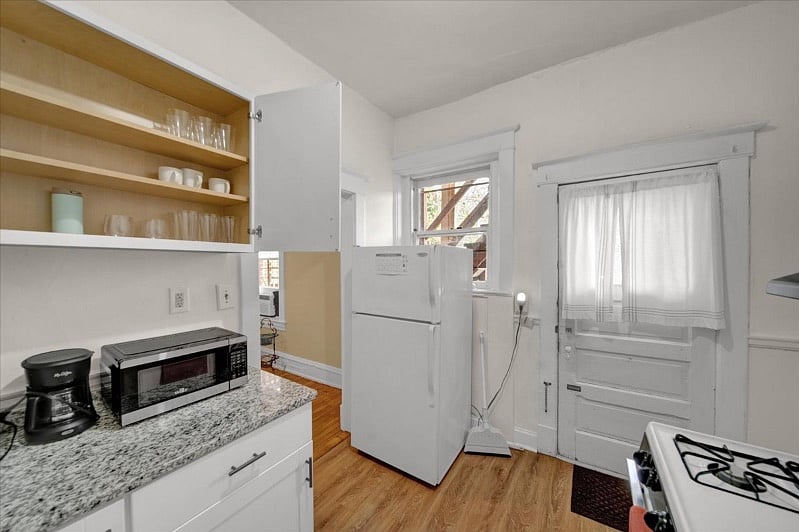 Furnished Finder property 495844_2 photo 6