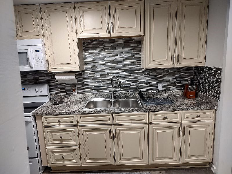 Furnished Finder property 495863_1 photo 5
