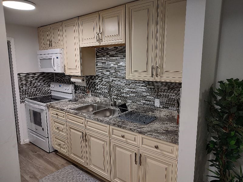 Furnished Finder property 495863_1 photo 4
