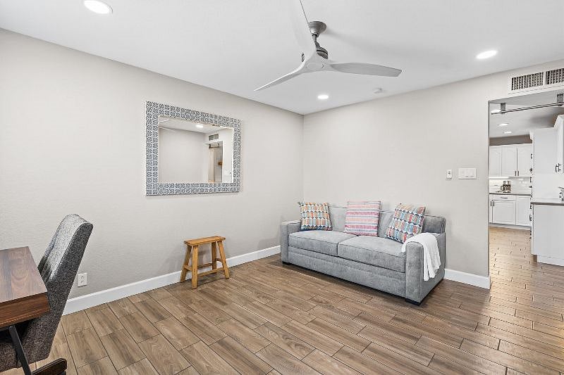 Furnished Finder property 496003_1 photo 23