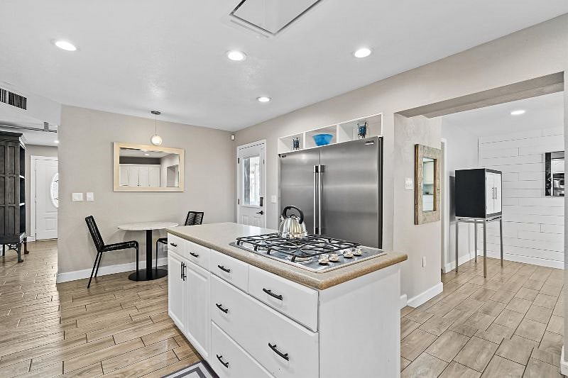 Furnished Finder property 496003_1 photo 9