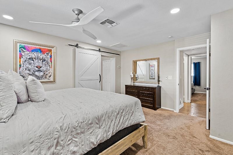 Furnished Finder property 496003_1 photo 15