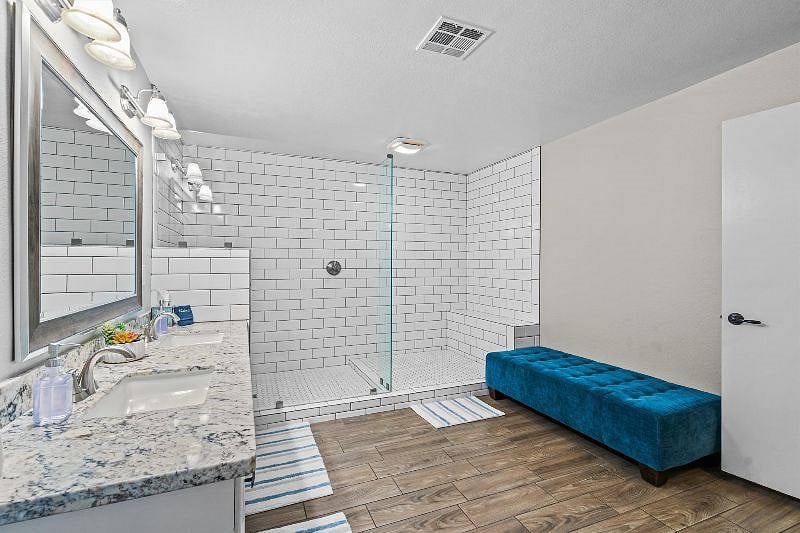 Furnished Finder property 496003_1 photo 5