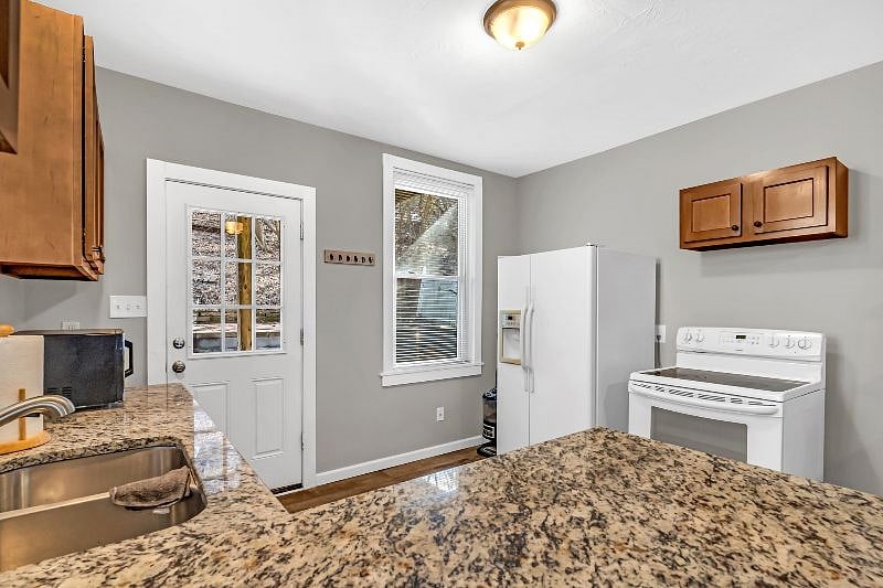 Furnished Finder property 496080_1 photo 5