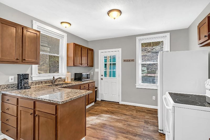 Furnished Finder property 496080_1 photo 4