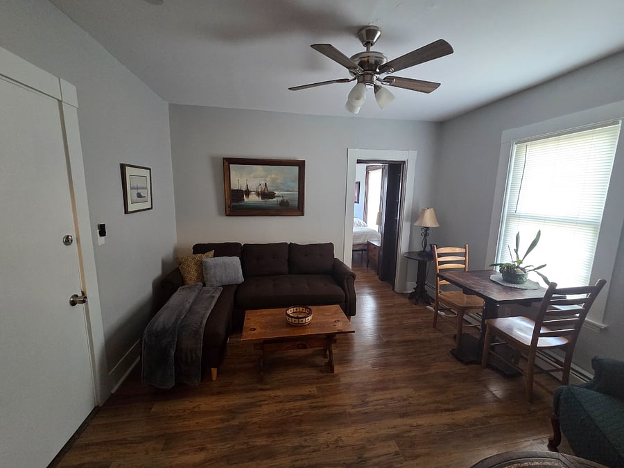 Furnished Finder property 496099_1 photo 1
