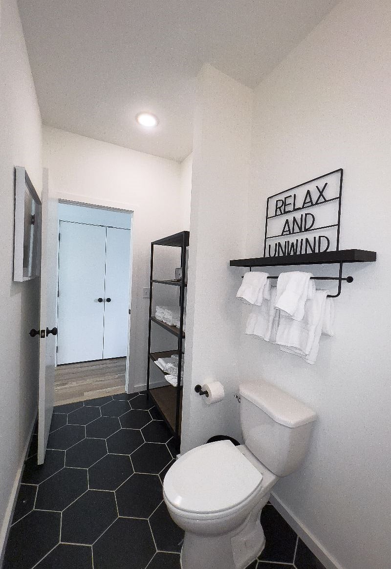 Furnished Finder property 496103_1 photo 18