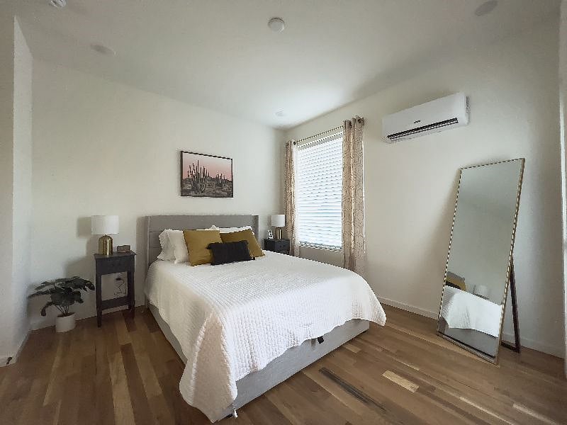 Furnished Finder property 496103_1 photo 24
