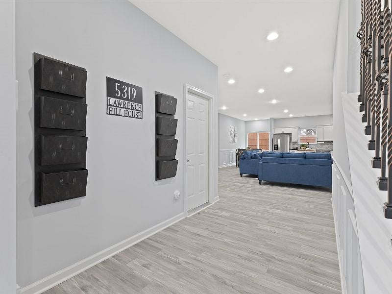 Furnished Finder property 496224_1 photo 3
