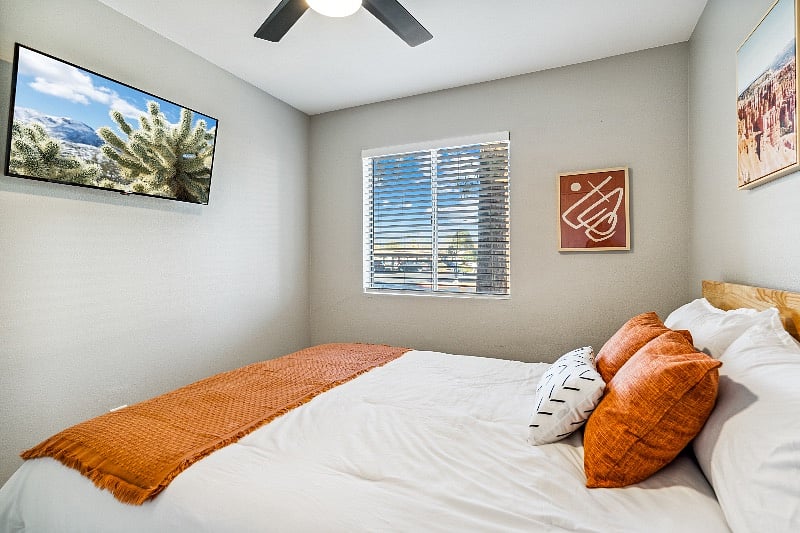 2nd bedroom with smart tv and free Youtube TV subscription.