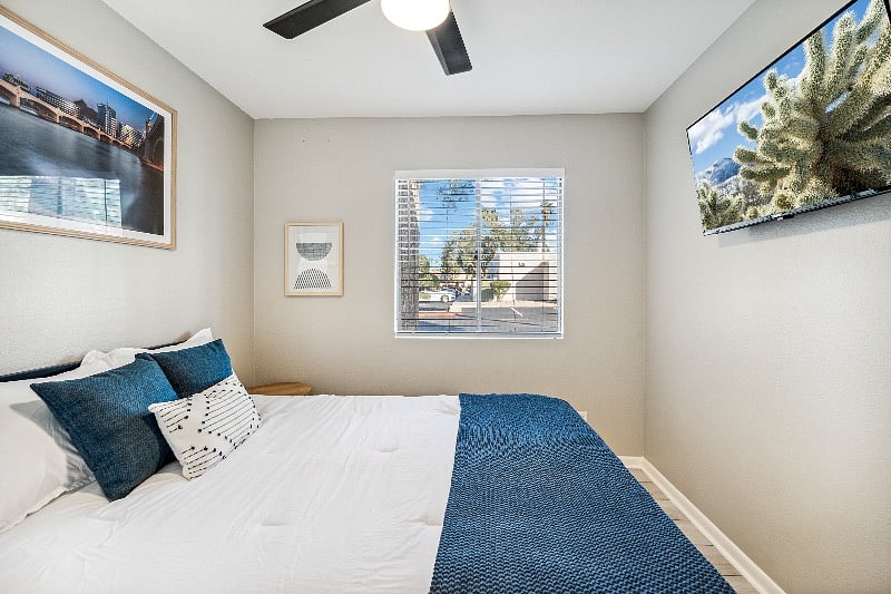 2nd bedroom with smart tv and free Youtube TV subscription.