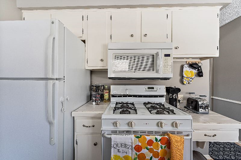 Furnished Finder property 496307_1 photo 15