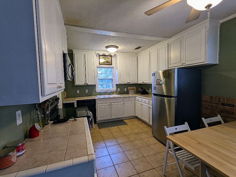 Tons of counter space, full-size appliances, fully stocked, plus extras!