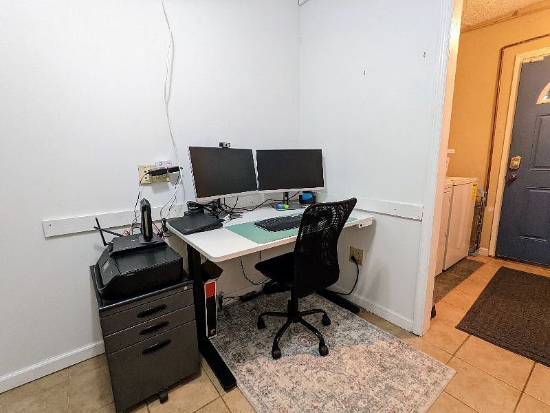 This is how fully you can kit out our office space. Obviously, the monitors and other accessories won't be included. Standup desk has been swapped with a regular desk (sorry!)