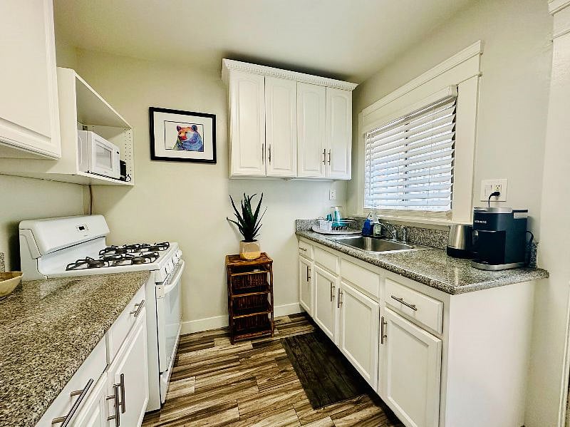 Furnished Finder property 496367_1 photo 12