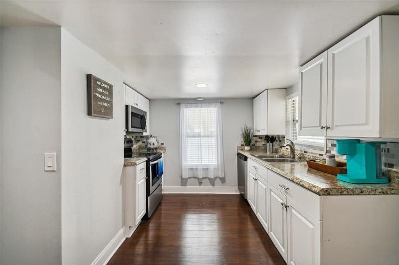 Furnished Finder property 496384_1 photo 7